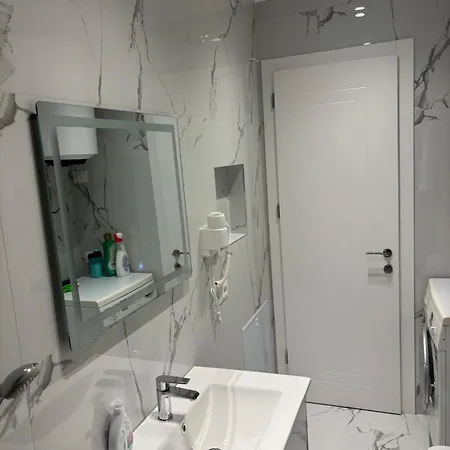 Апартаменты Elrej Тирана